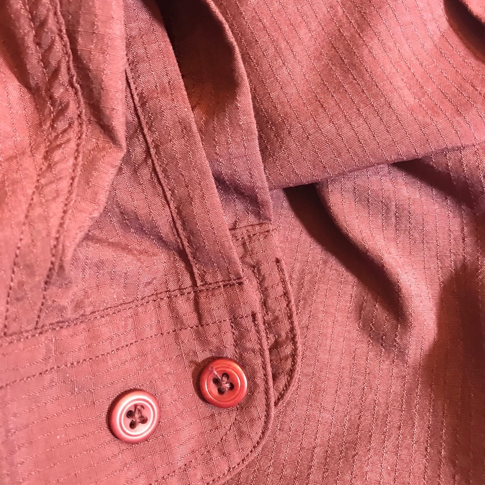 LLBean Traveler LS Wrinkle Resistant Button Down S - Picture 8 of 11